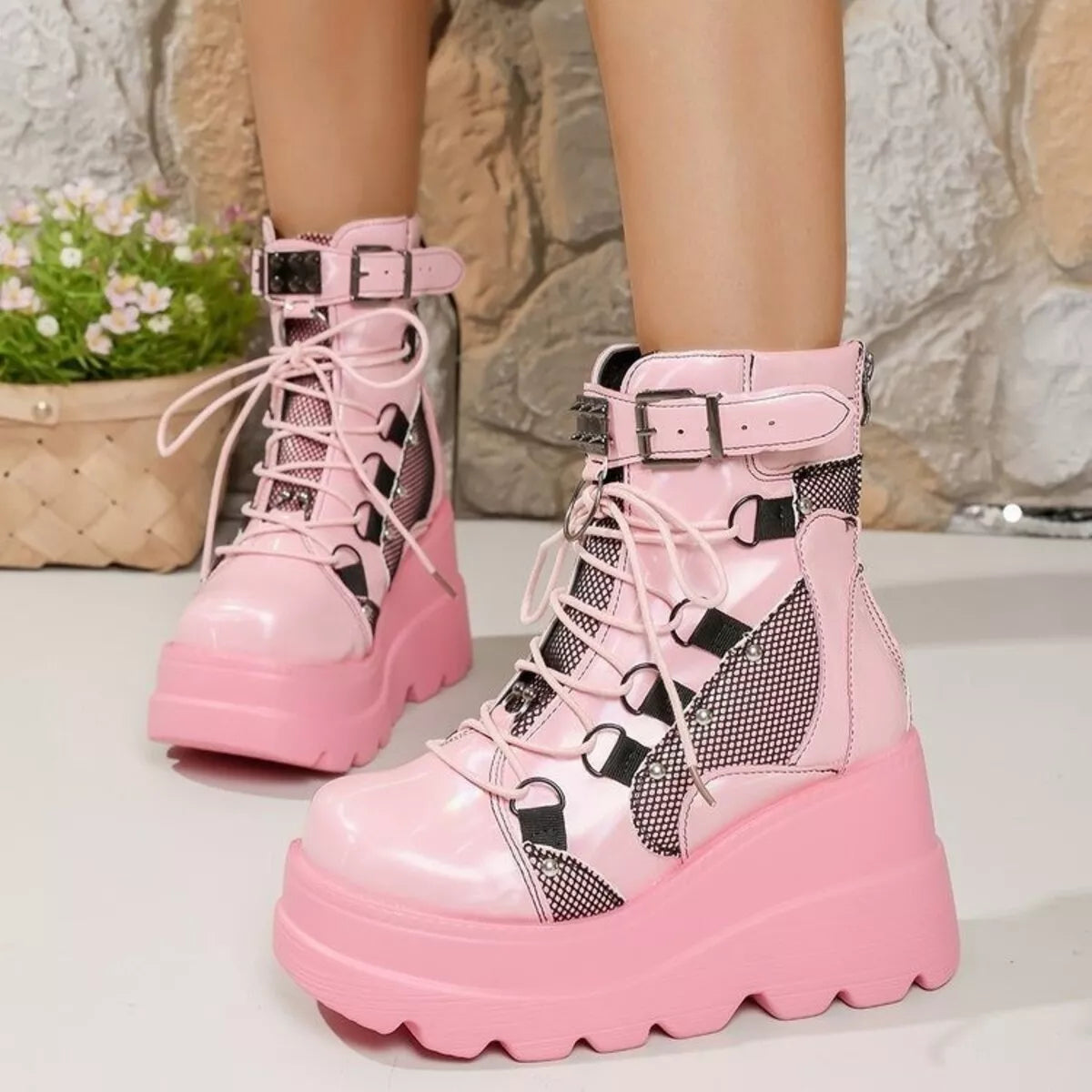 Lace Up Round Toe Wedge Boots